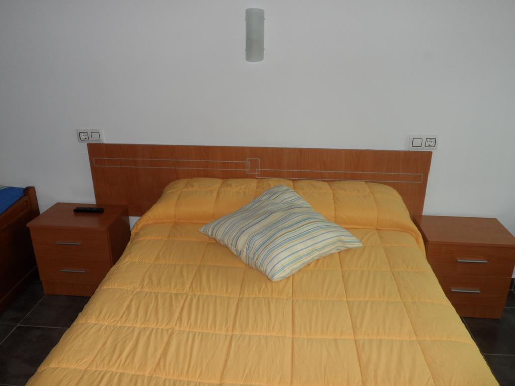 Hostal Via Del Caminante Madrigalejo Εξωτερικό φωτογραφία