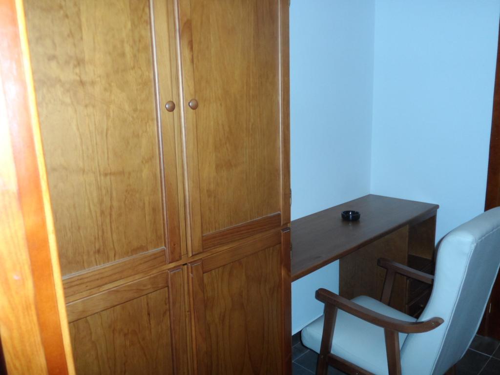 Hostal Via Del Caminante Madrigalejo Εξωτερικό φωτογραφία