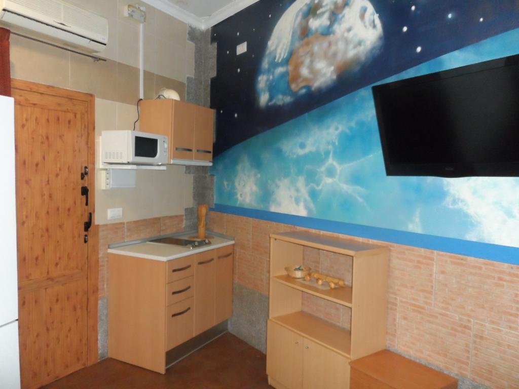 Hostal Via Del Caminante Madrigalejo Εξωτερικό φωτογραφία