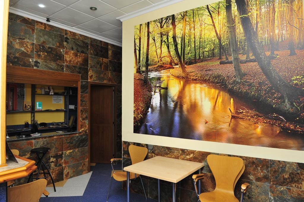 Hostal Via Del Caminante Madrigalejo Εξωτερικό φωτογραφία